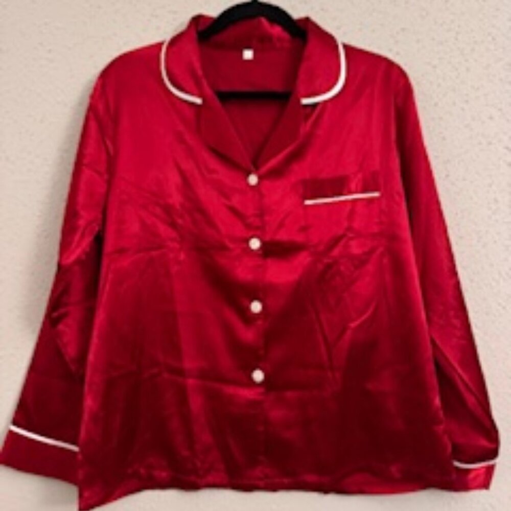 Pijama Satinada Borgoña de 2 Piezas (Burgundy Satin Pajama Set – 2 Piece)
